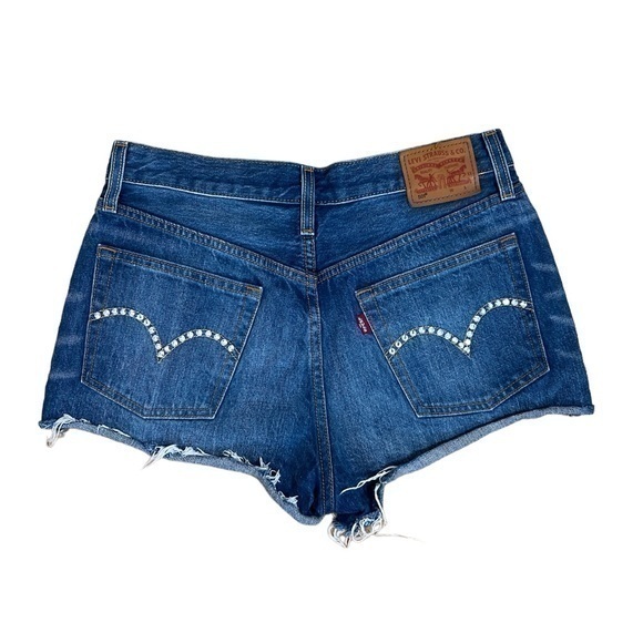 LEVI Bedazzled Shorts - Picture 1 of 4